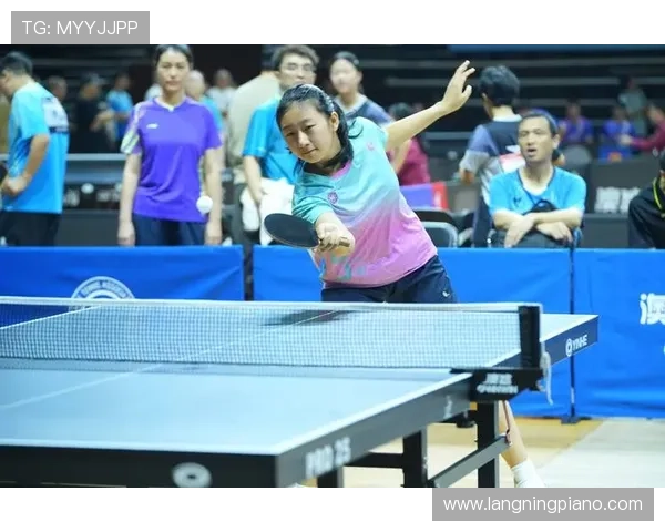 重庆乒乓球队在全国乒乓球意识排行榜中荣获第三名的荣耀时刻